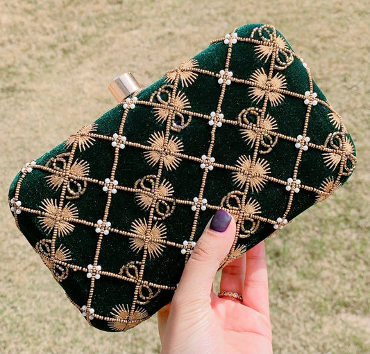 Nazma Clutch